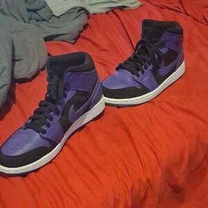 Jordan Purple and Black Sneakers Classic Design